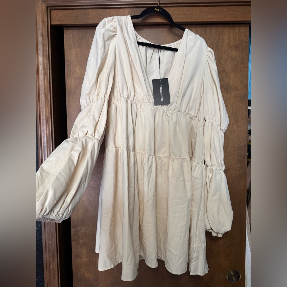 Pretty little thing Cream Long Sleeve Dress